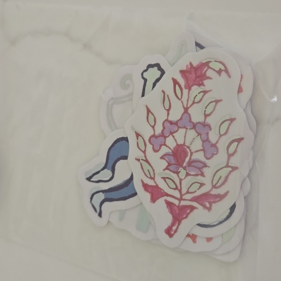 Roller Rabbit Colorful Sticker Set NEW - Picture 6 of 6